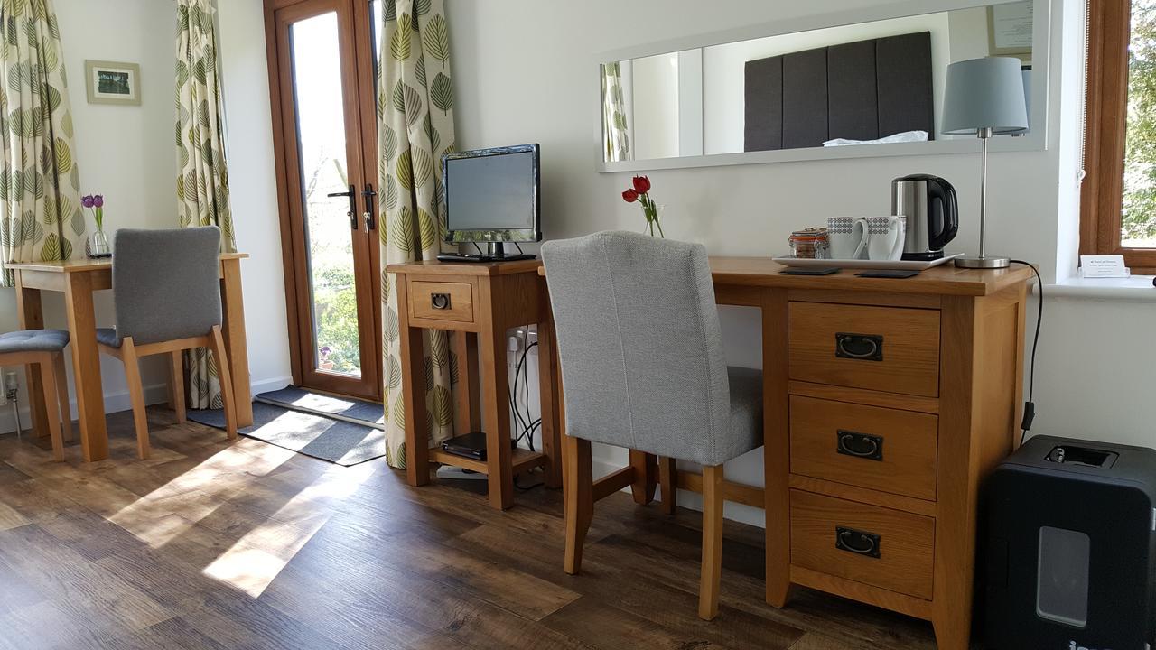 Nant Yr Onnen B&B And Holiday Cottage Tregaron Екстер'єр фото