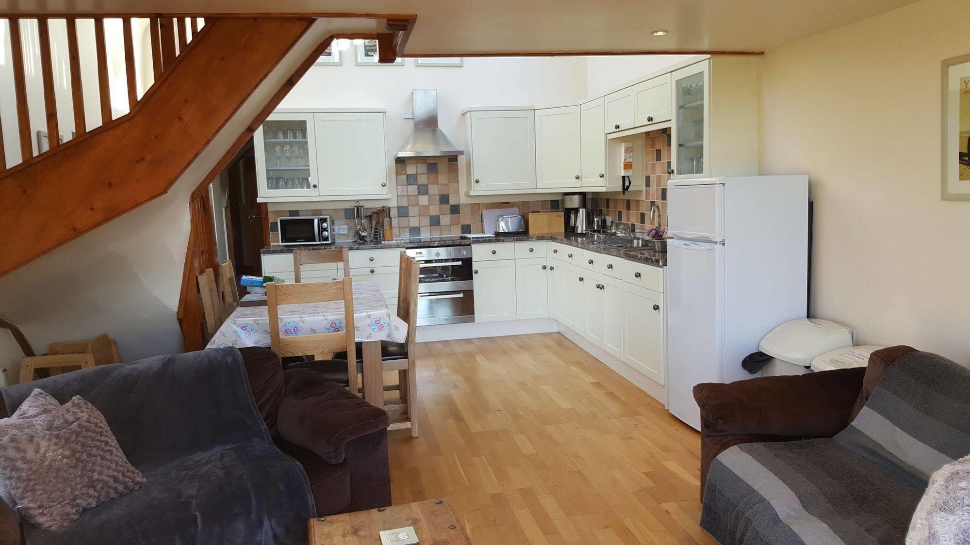 Nant Yr Onnen B&B And Holiday Cottage Tregaron Екстер'єр фото