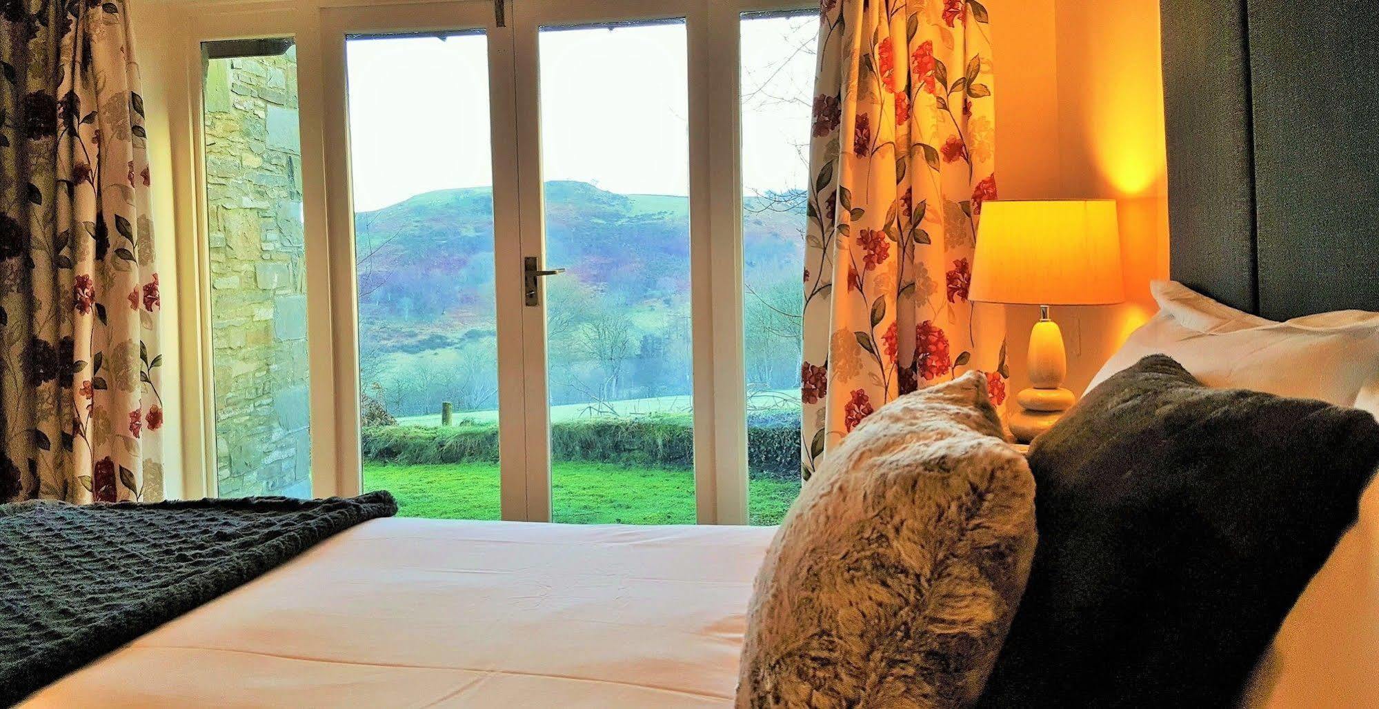 Nant Yr Onnen B&B And Holiday Cottage Tregaron Екстер'єр фото