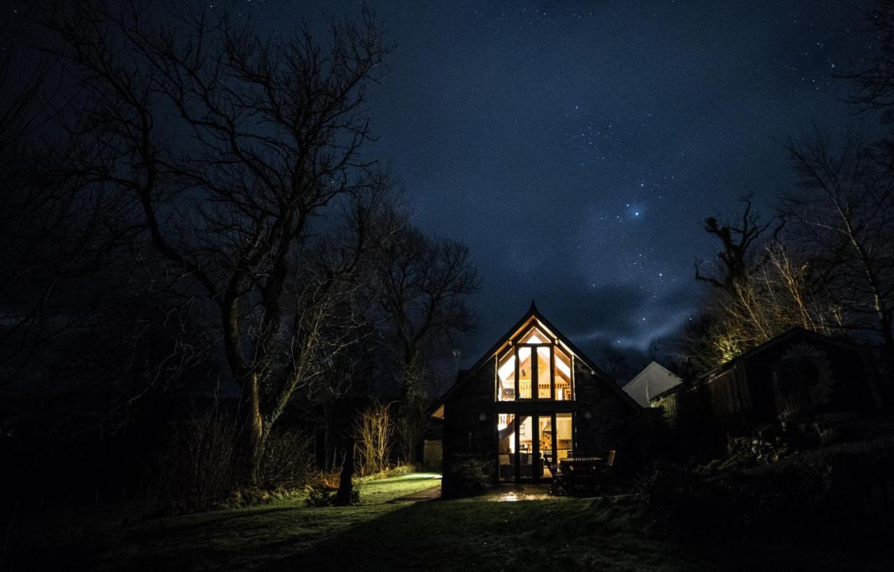 Nant Yr Onnen B&B And Holiday Cottage Tregaron Екстер'єр фото